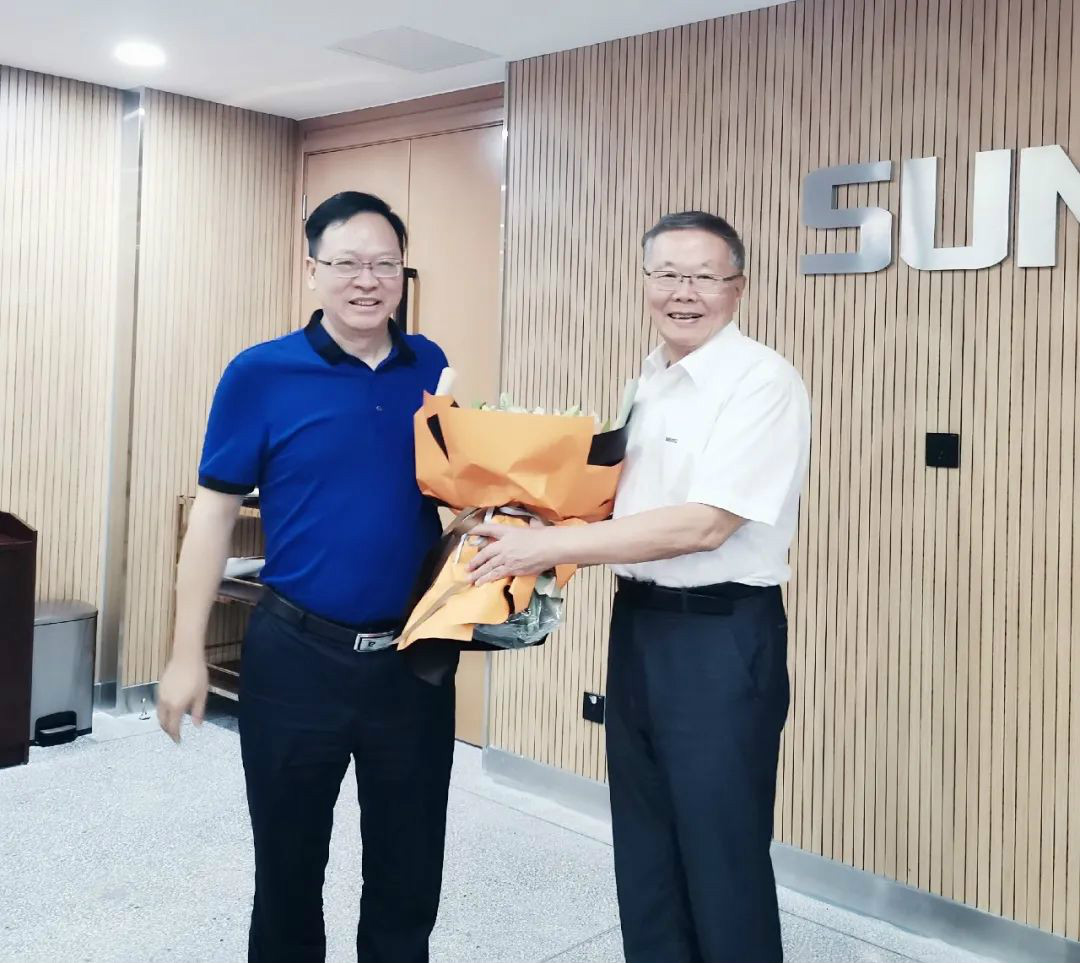 中南大学机电工程学院肖来荣书记到访ca888亚洲城智能