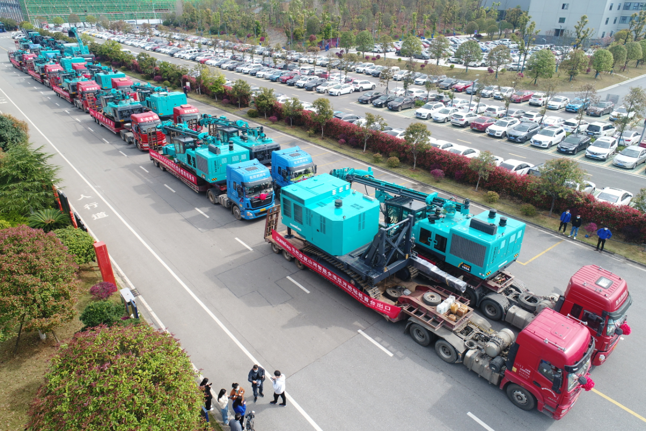 征战全球市。a888亚洲城智能凿岩设备批量发货