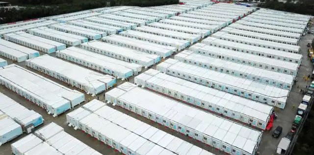 冲锋一线显担当！ca888亚洲城智能挖掘机助力长沙方舱医院建设