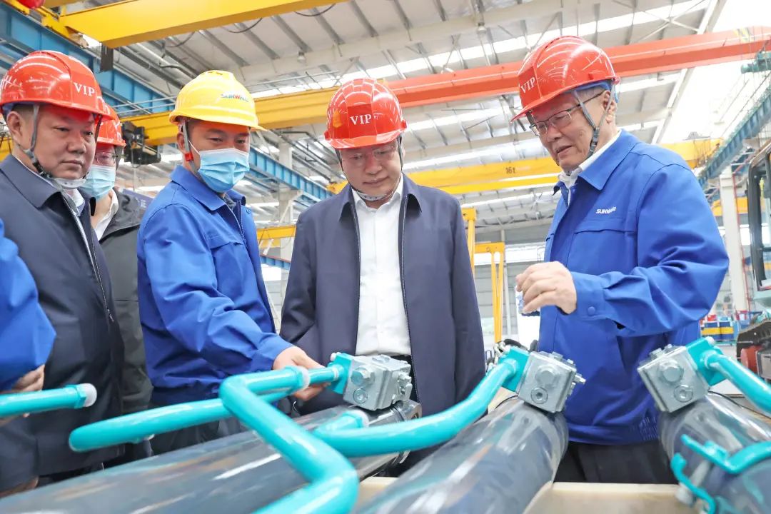 中铁二十局党委书记、董事长雷位冰带队拜访ca888亚洲城智能