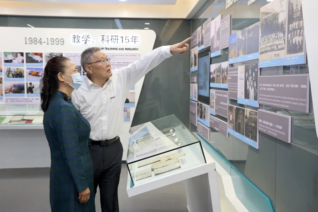 深化产学研合作！中南大学校长、中国工程院院士田红旗率团拜访ca888亚洲城智能