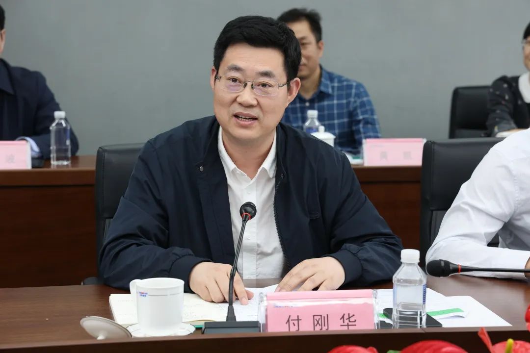 深化产学研合作！中南大学校长、中国工程院院士田红旗率团拜访ca888亚洲城智能