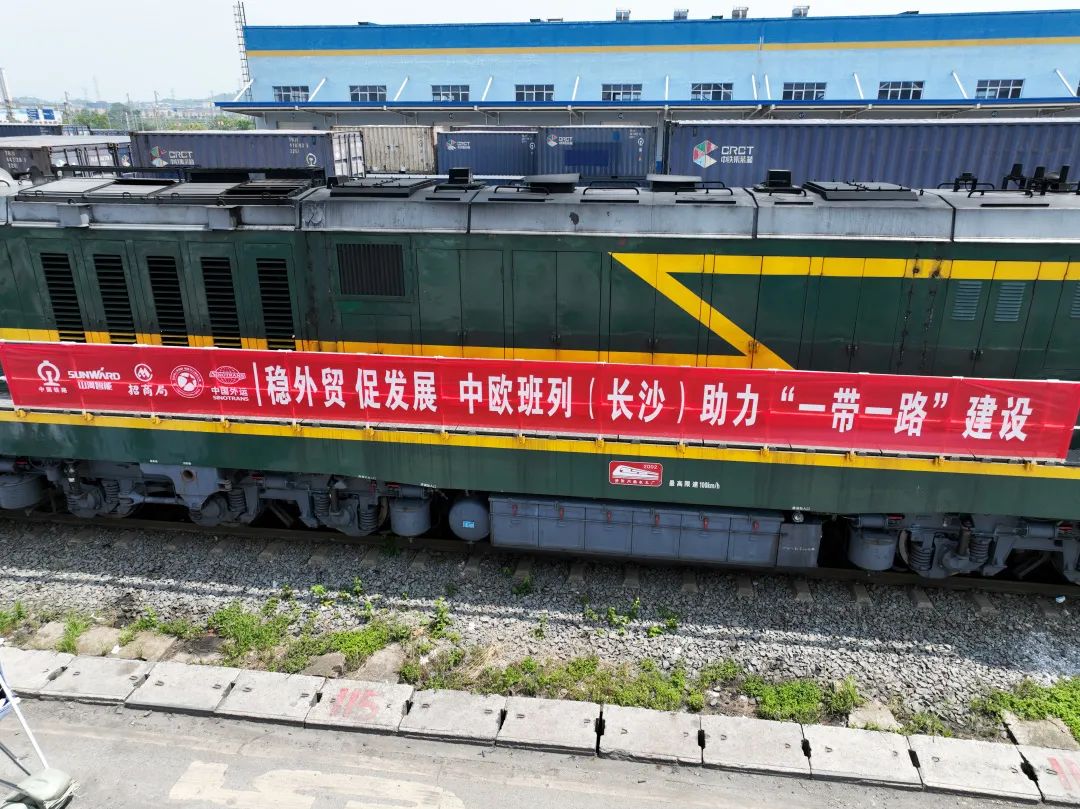 持续进军国际市。≈信钒嗔校ǔど常ヽa888亚洲城智能专列成功首发