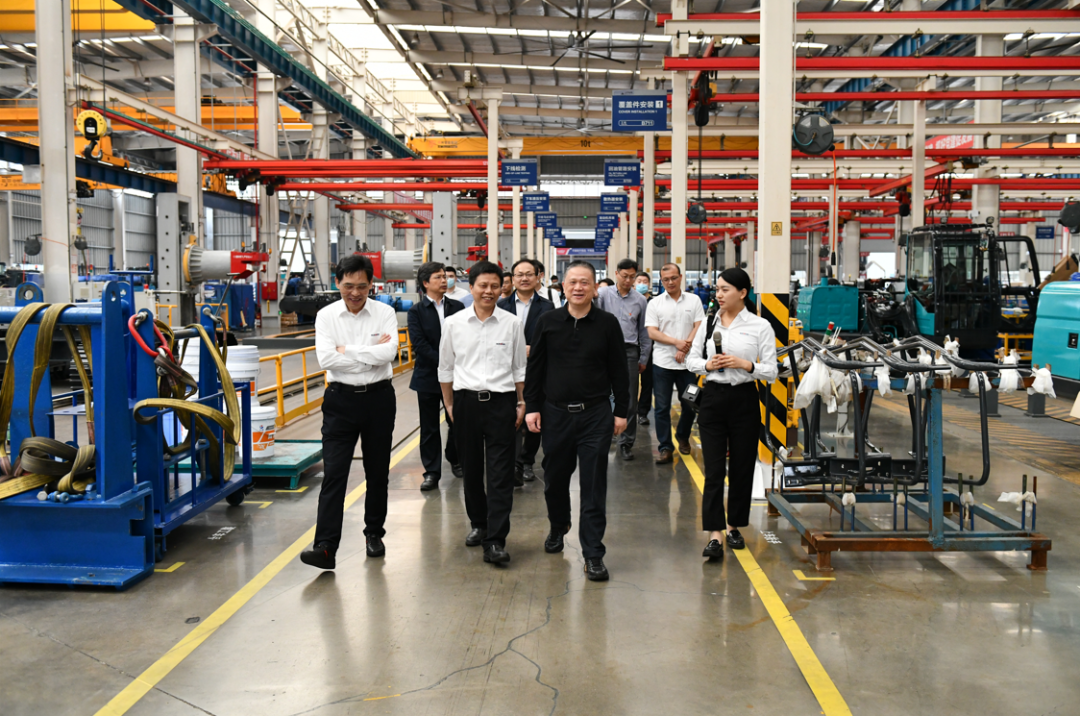 中南大学副校长郭学益率科学研究部一行调研ca888亚洲城智能