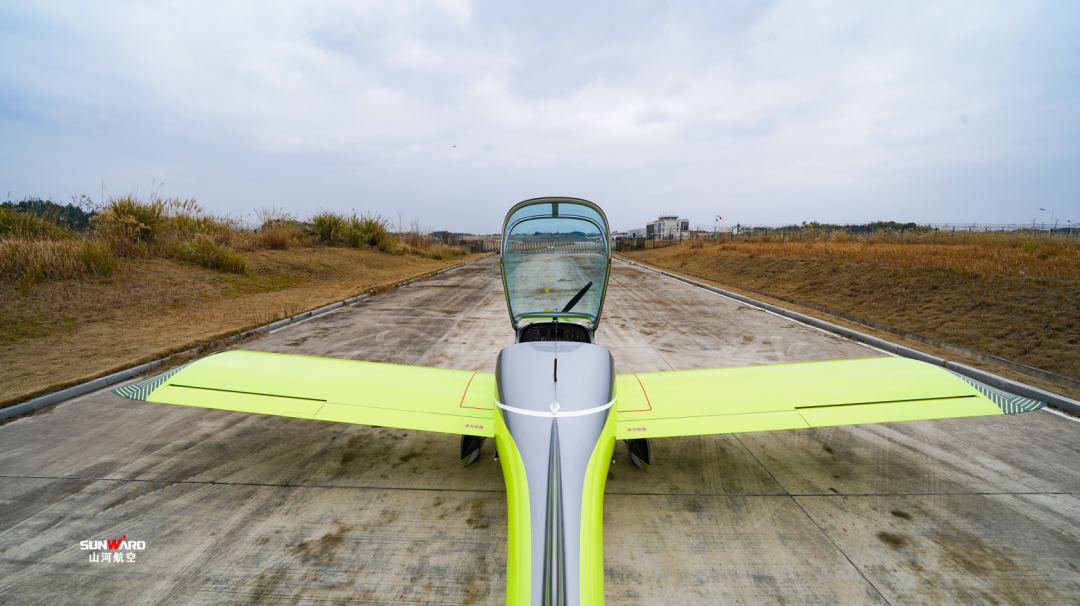 图集 | 阿若拉穿“鲨”衣，还有更多套装为天空添彩！