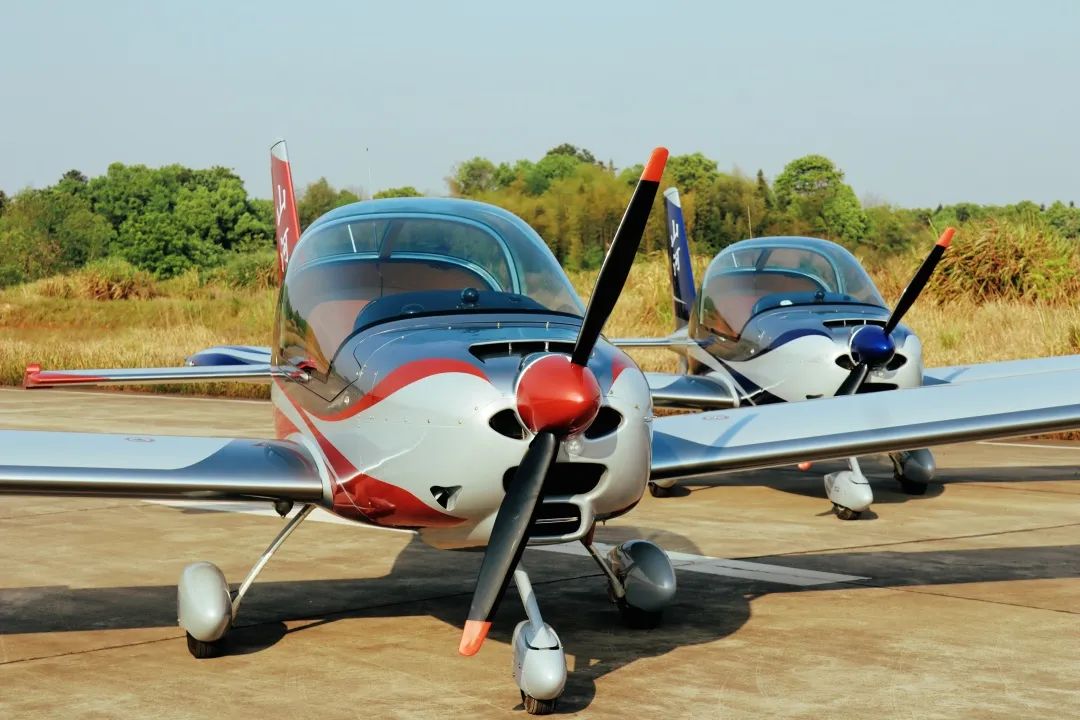 图集 | 阿若拉穿“鲨”衣，还有更多套装为天空添彩！