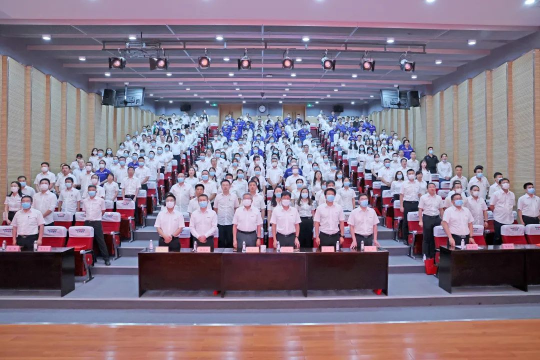 为建功建企建家一体化贡献更大力量！ca888亚洲城智能第五届五次“双代会”成功召开