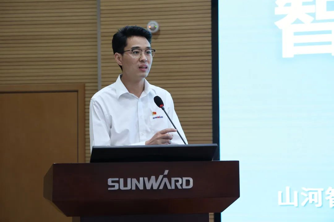 创新引领，智造未来！“2022院士专家长沙行”高端装备高质量发展研讨会隆重举行