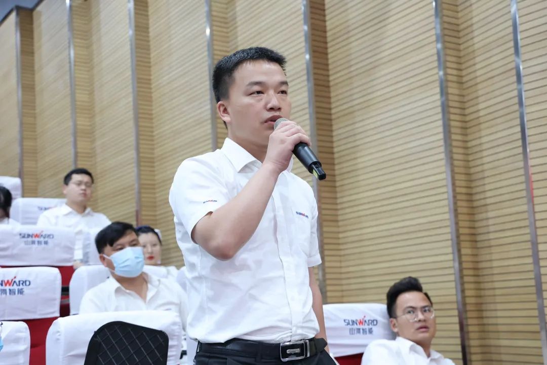 创新引领，智造未来！“2022院士专家长沙行”高端装备高质量发展研讨会隆重举行