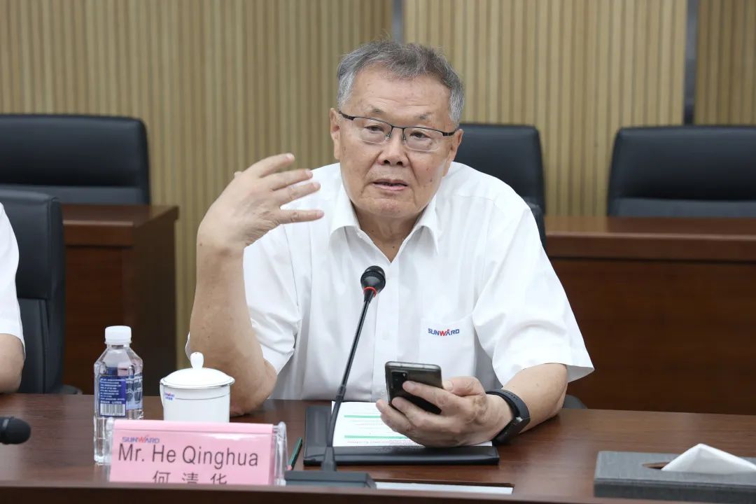 马拉维大使一行考察ca888亚洲城智能