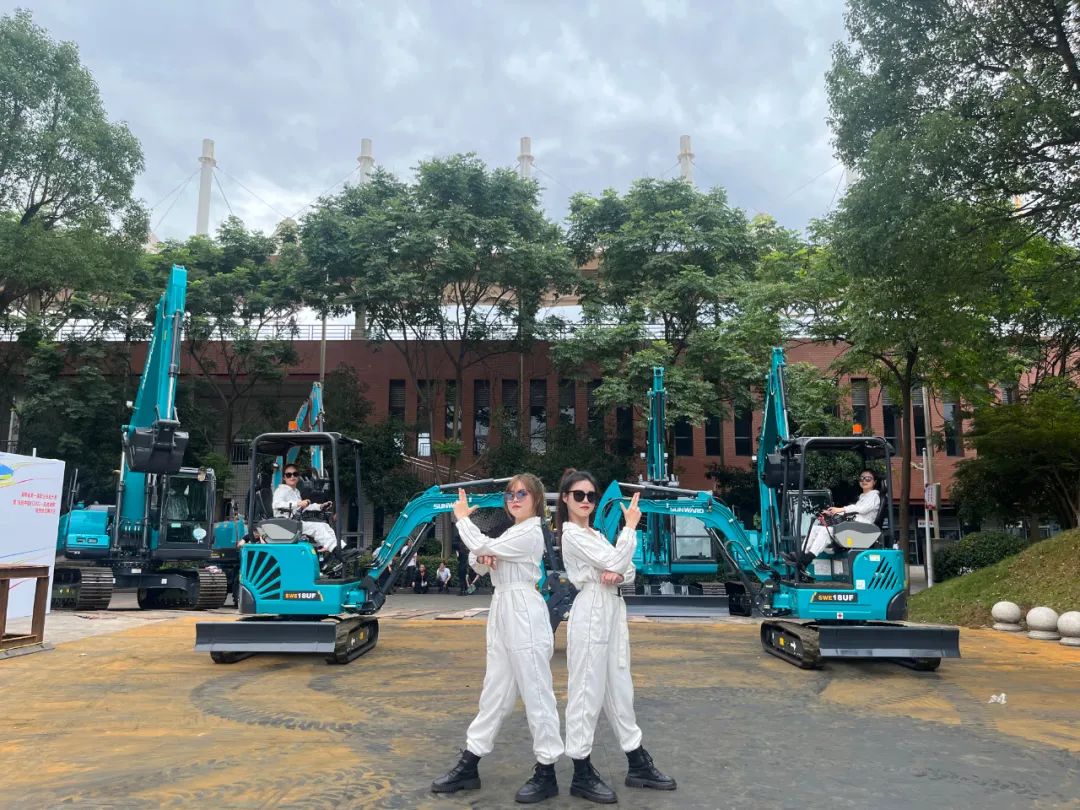 “太绝了！”ca888亚洲城智能代表长沙精彩亮相湖南省第一届职业技能大赛绝技绝活展演