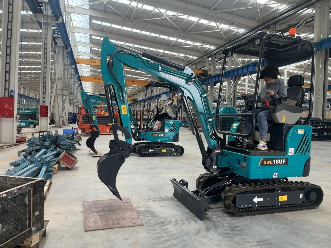 “太绝了！”ca888亚洲城智能代表长沙精彩亮相湖南省第一届职业技能大赛绝技绝活展演