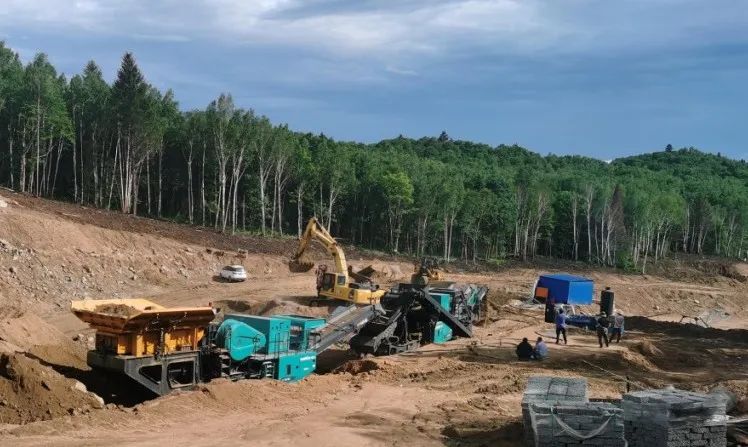 ca888亚洲城普石勒成套移动破碎设备助力哈伊高铁铁伊段建设