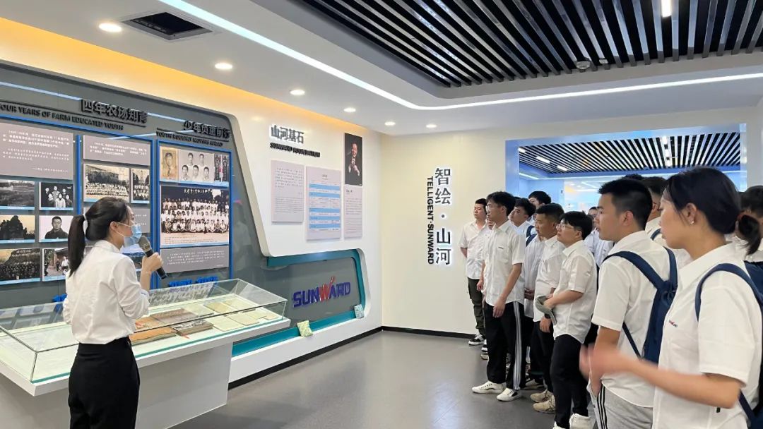 校招 | 盛夏七月，这群“向着太阳奔跑”的少年来ca888亚洲城智能啦！