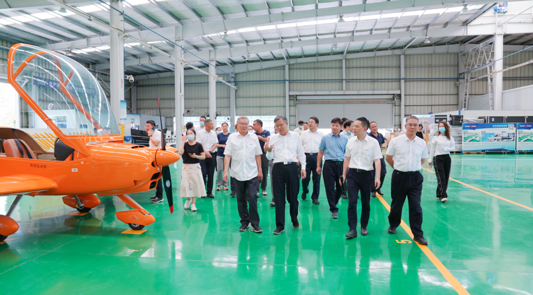 湖南省委常委、常务副省长李殿勋一行考察调研ca888亚洲城科技