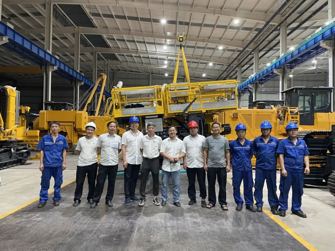 为铁路运输保驾护航！ca888亚洲城智能自主研制首套三平台作业装置成功交付