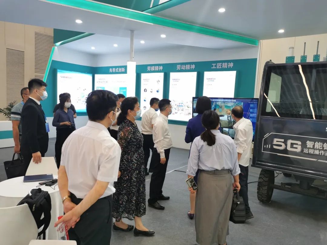 匠心ca888亚洲城，制造报国！ca888亚洲城智能装备亮相首届湖湘劳模工匠创新成果展