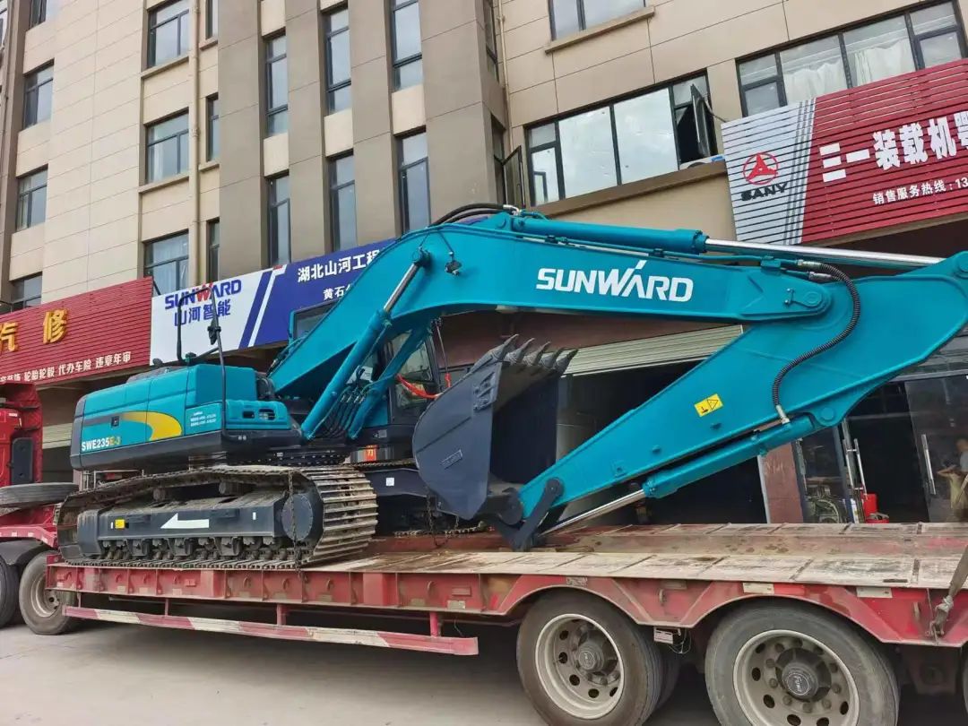 全款拿下！ca888亚洲城智能挖掘机奔赴工地一线