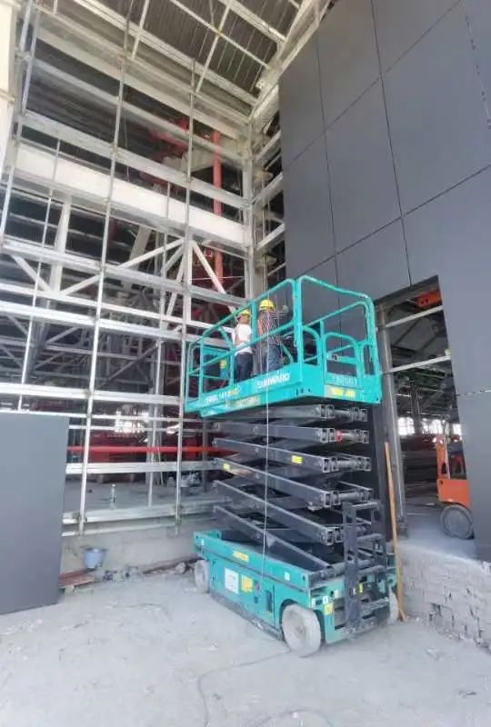 众志成城抗疫情！ca888亚洲城智能高空机械助力惠州方舱医院建设