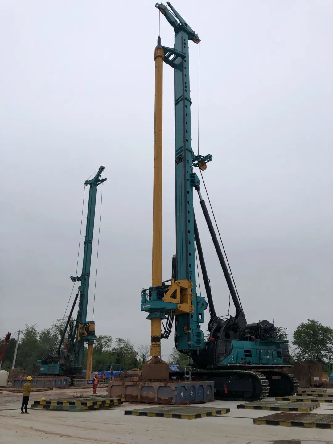 超级“桩”备实力亮剑！ca888亚洲城智能携手武汉乐成建设攻克燕矶长江大桥复杂地层施工难题