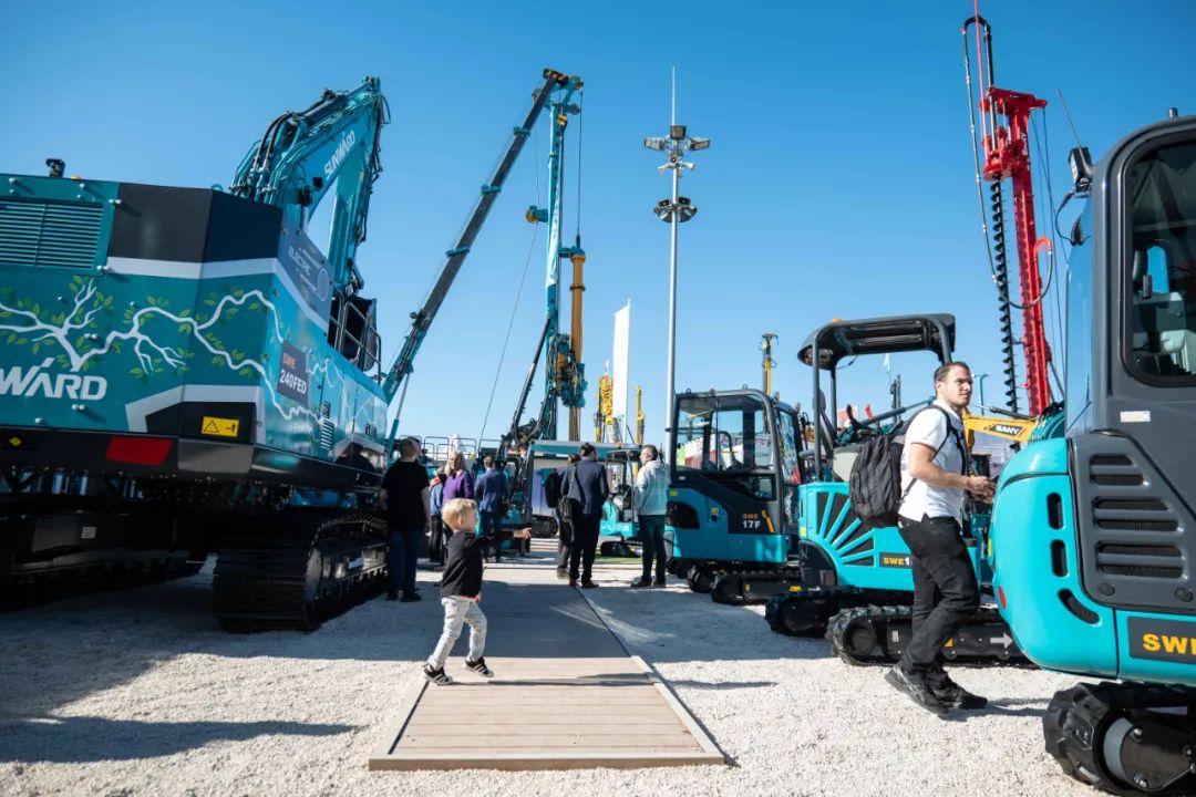 Bauma 2022 | 一组火热现场图带您重温ca888亚洲城智能德国宝马展之旅