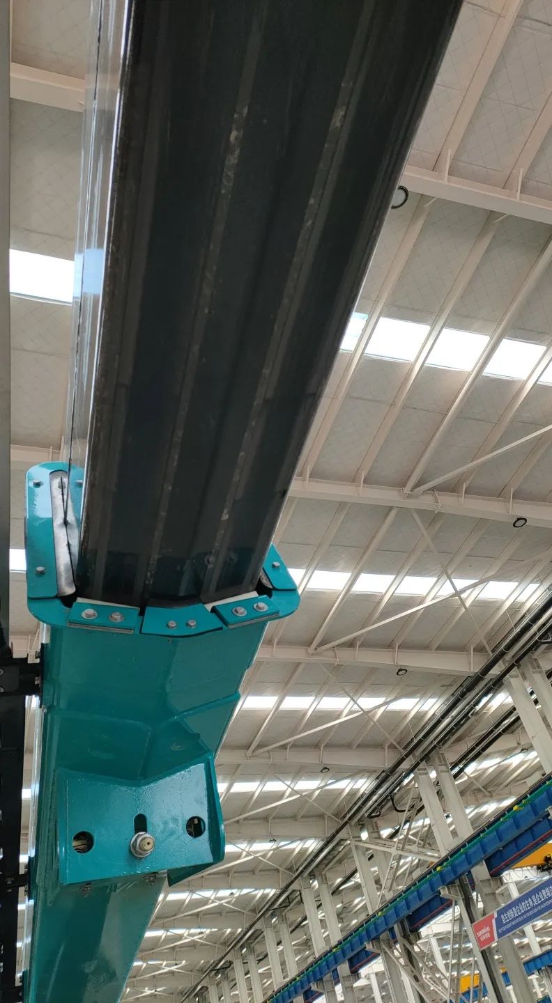 无需扩桥！ca888亚洲城智能国四款32米直臂式高空作业平台成功下线