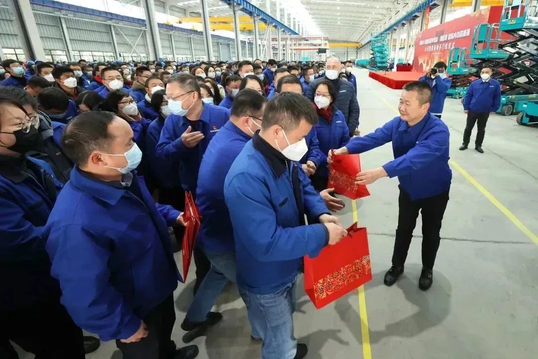 莫道君行早，更有早行人！ca888亚洲城智能癸卯兔年开工大吉