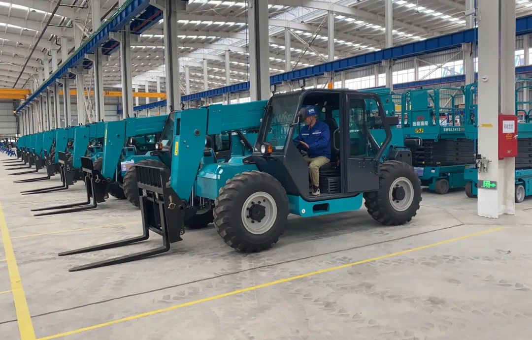 吹响复工“冲锋号”，全力冲刺“开门红”！ca888亚洲城智能高空机械复工复产进行时