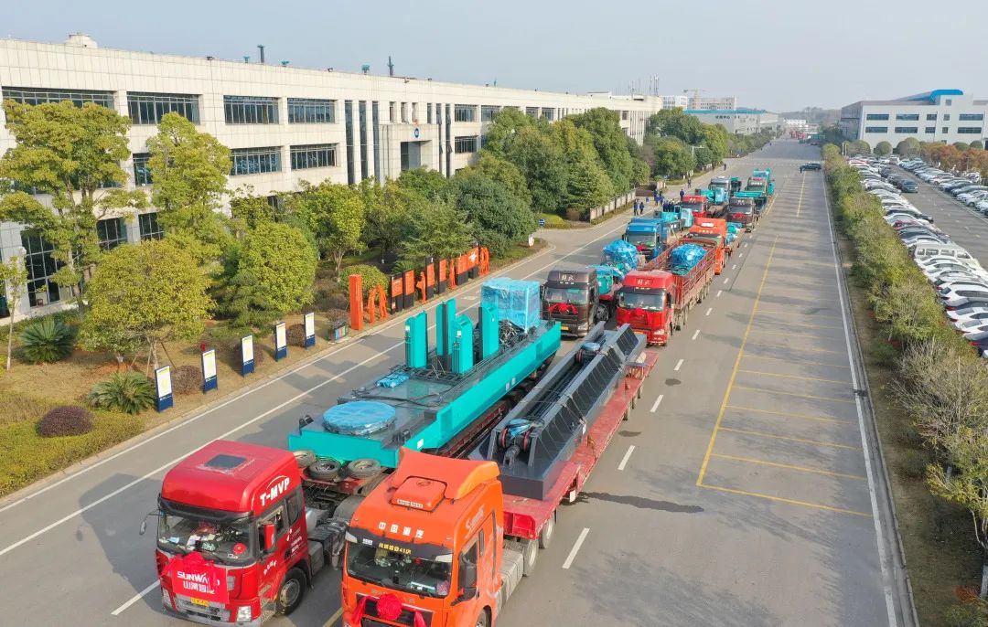 喜迎龙抬头！ca888亚洲城智能大吨位PDP工法引孔式静力压桩机出征哥伦比亚