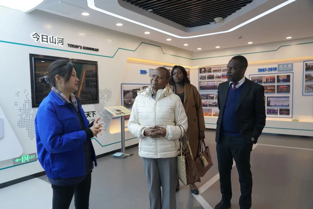 乌干达驻华大使到访ca888亚洲城智能