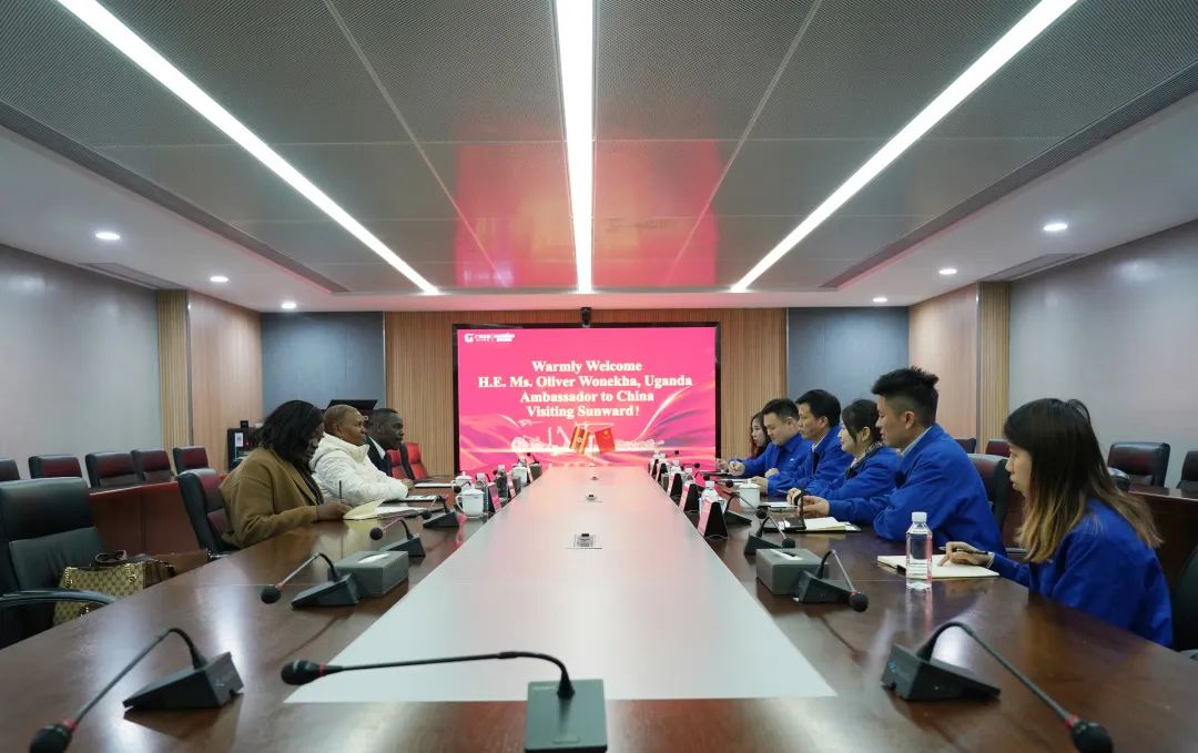 乌干达驻华大使到访ca888亚洲城智能