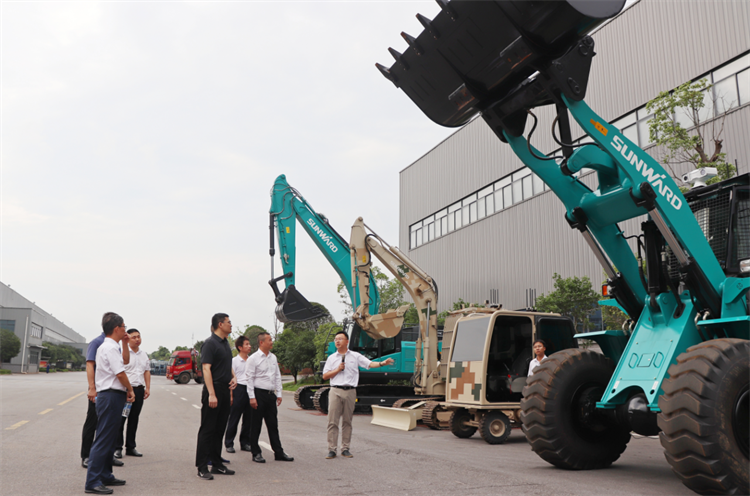 国家应急管理部救援协调和预案管理局副局长颜彬一行调研ca888亚洲城智能