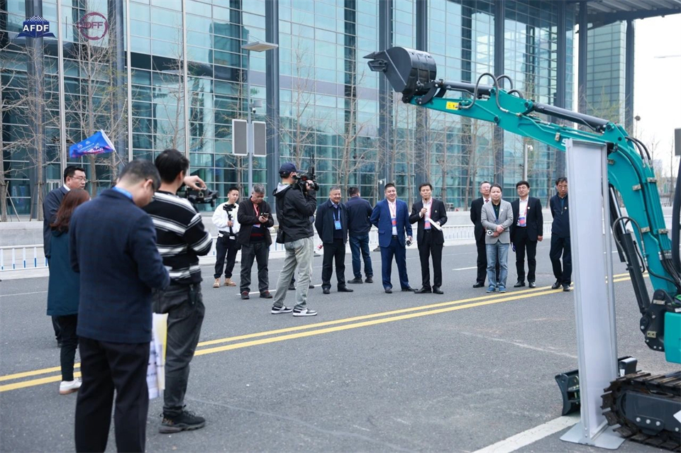 坚持创新，赋能产业！ca888亚洲城智能出席第十三届深基础工程发展论坛