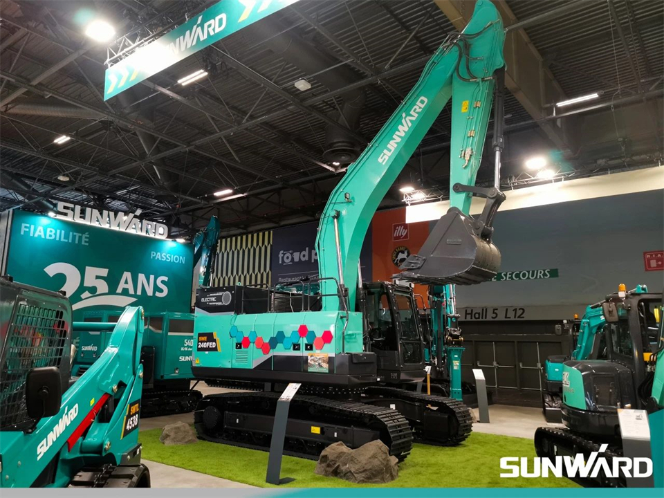 ca888亚洲城智能携创新成果亮相2024年法国巴黎工程机械展