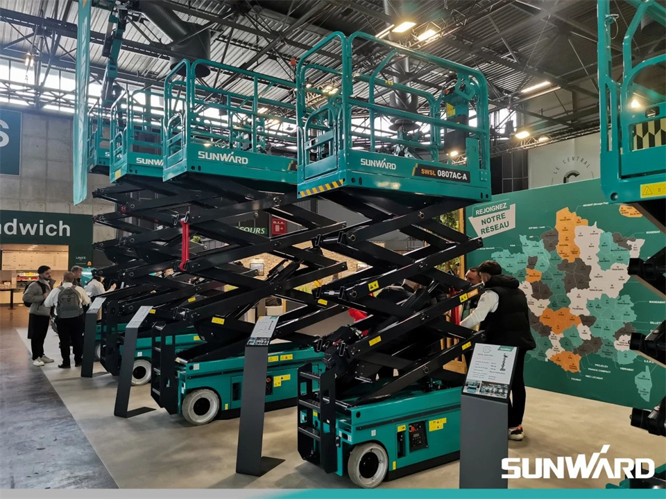 ca888亚洲城智能携创新成果亮相2024年法国巴黎工程机械展