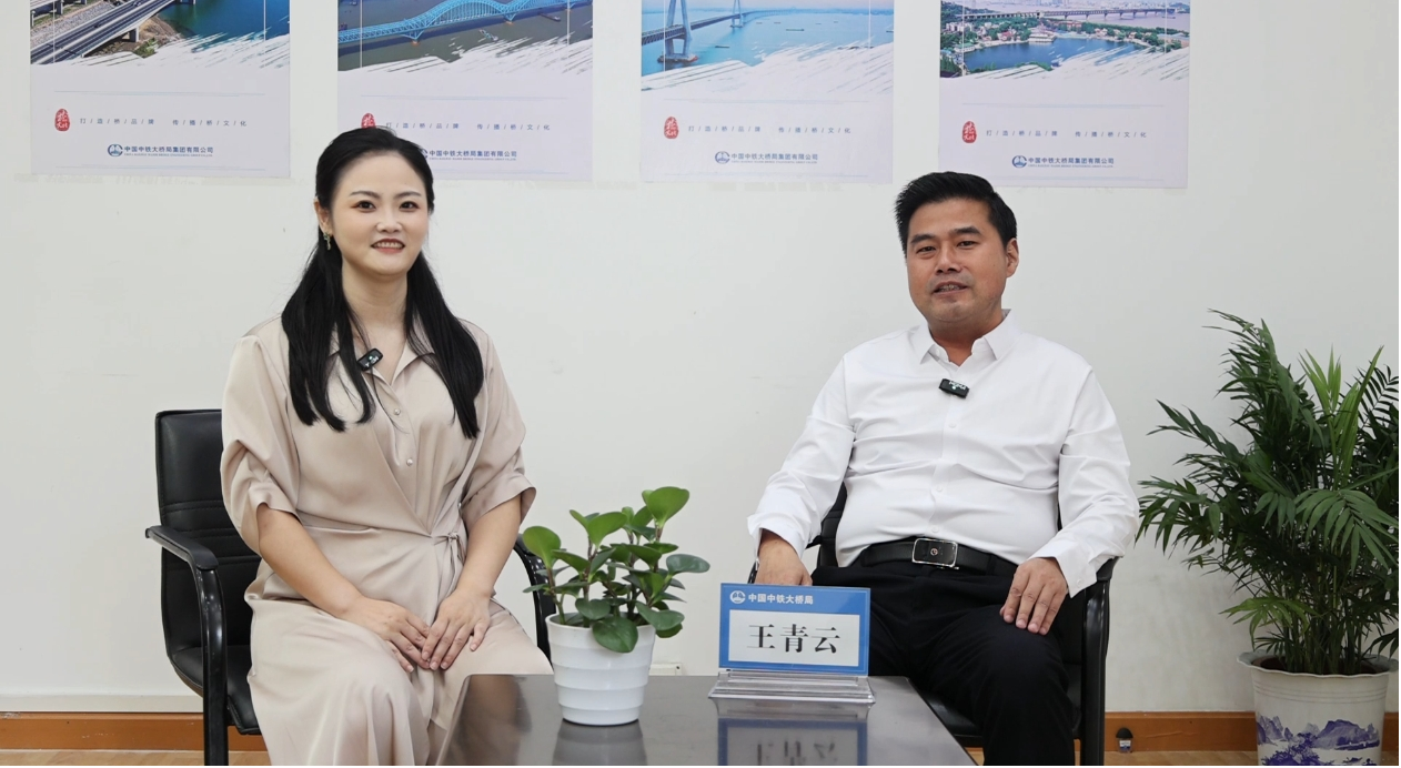 先导式创新，再推电动新品！ca888亚洲城智能SWDM520EE增程式旋挖钻机推介会成功举办