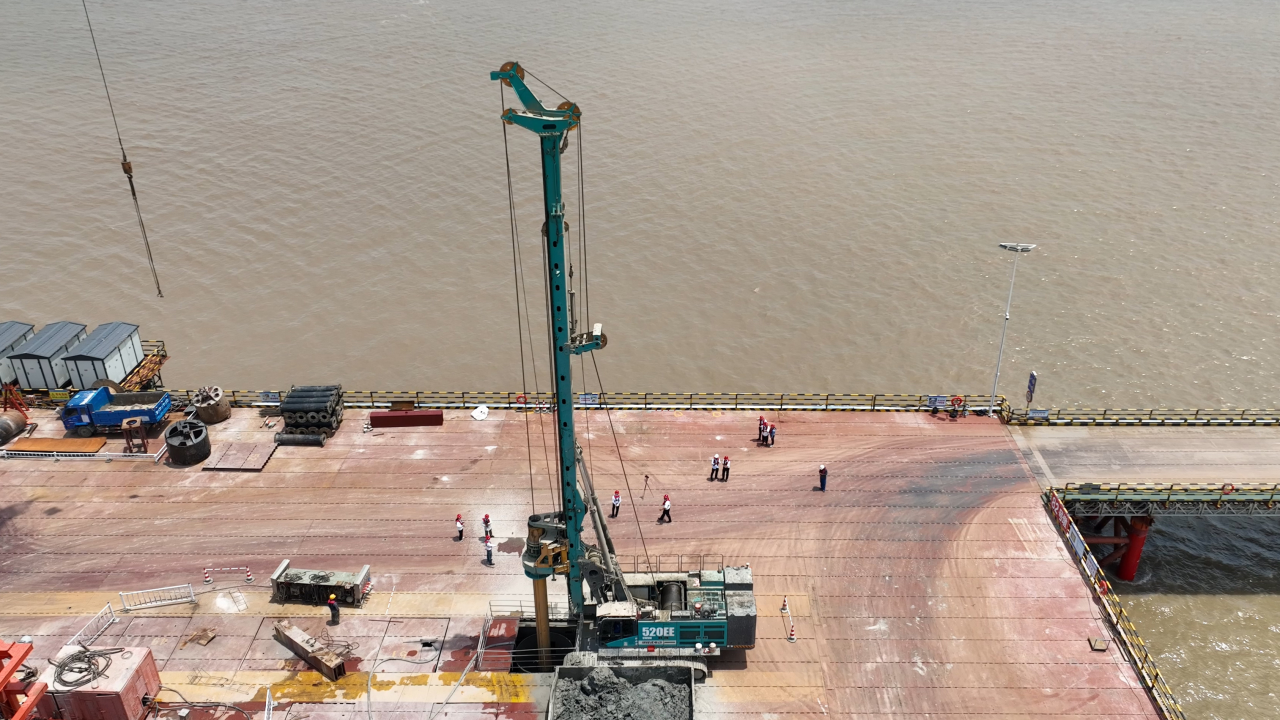 先导式创新，再推电动新品！ca888亚洲城智能SWDM520EE增程式旋挖钻机推介会成功举办