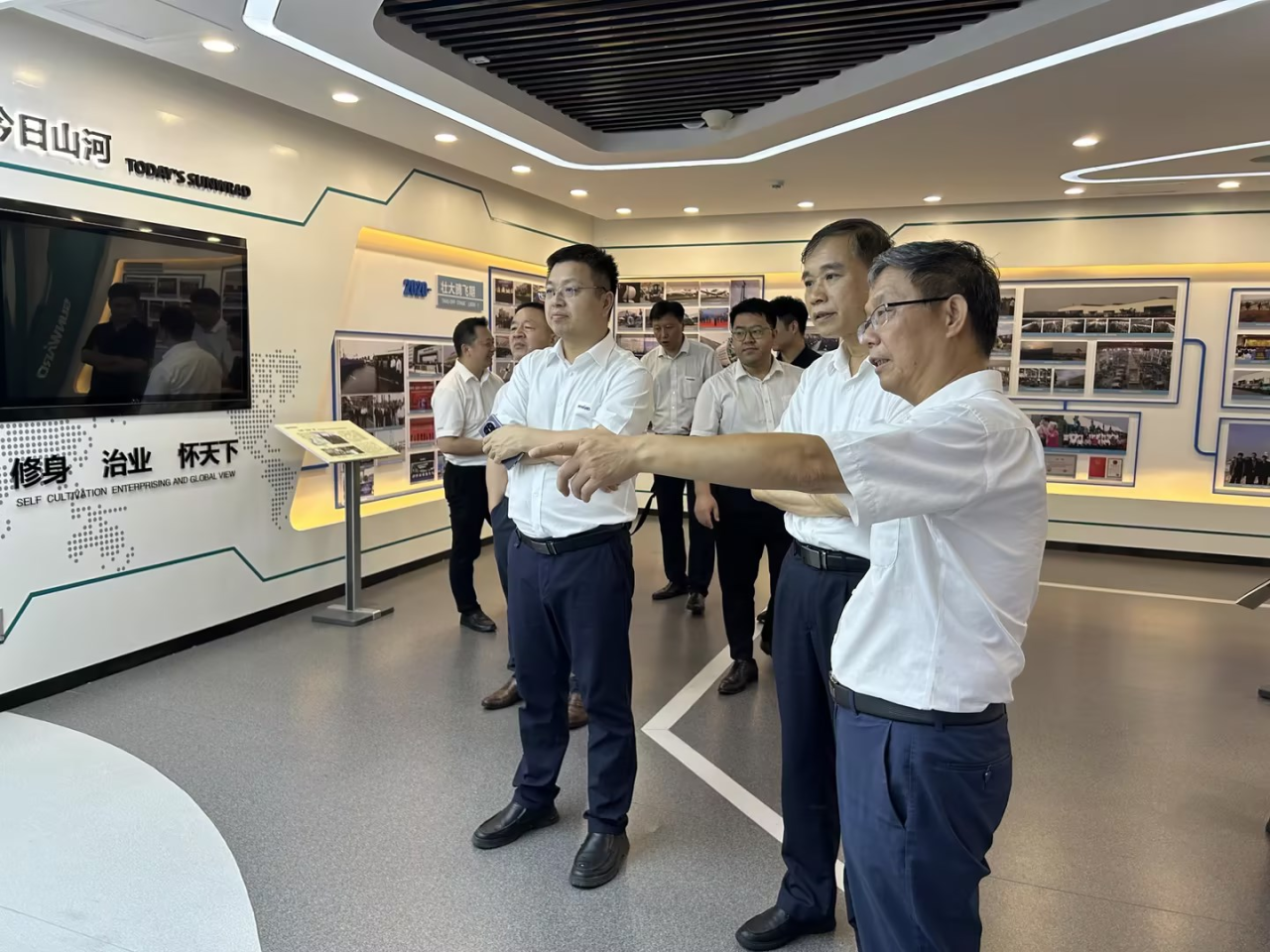 深化交流合作！广州港李明忠副总经理率队莅临ca888亚洲城智能考察交流！