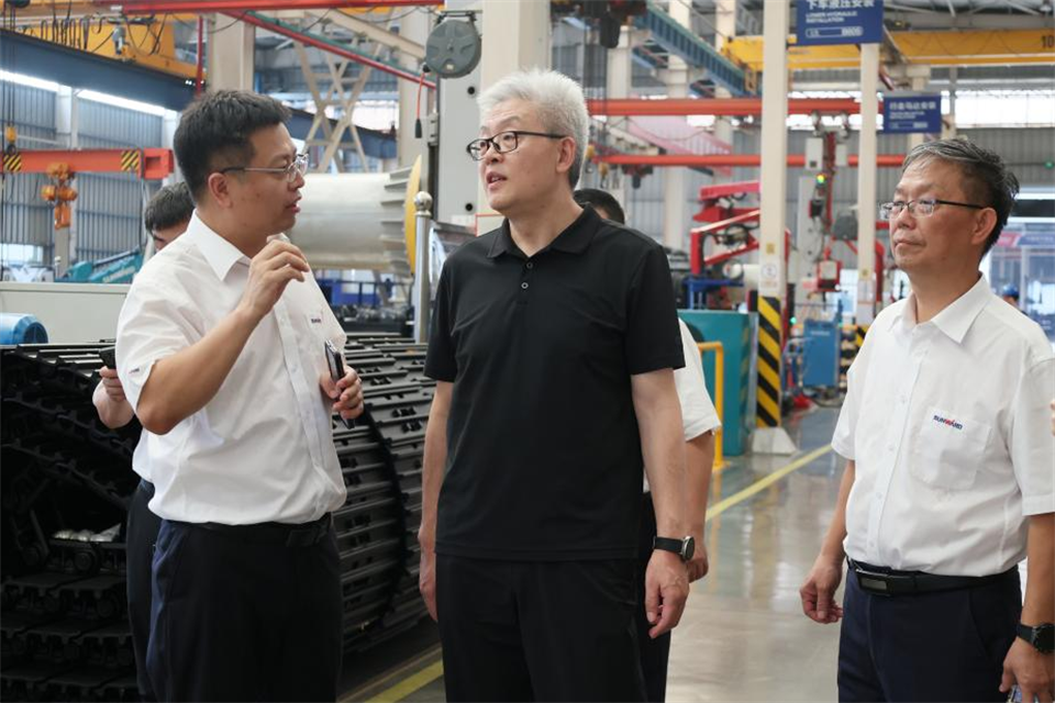 中国五矿工会主席、职工董事张晔到ca888亚洲城智能调研交流