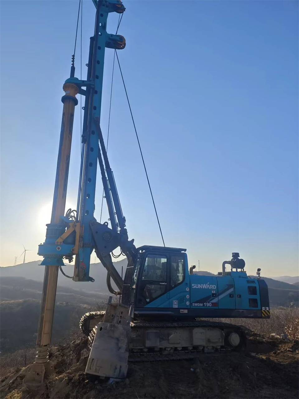 ca888亚洲城智能举办电塔桩技术创新交流会，为电力基础设施建设注入新动力