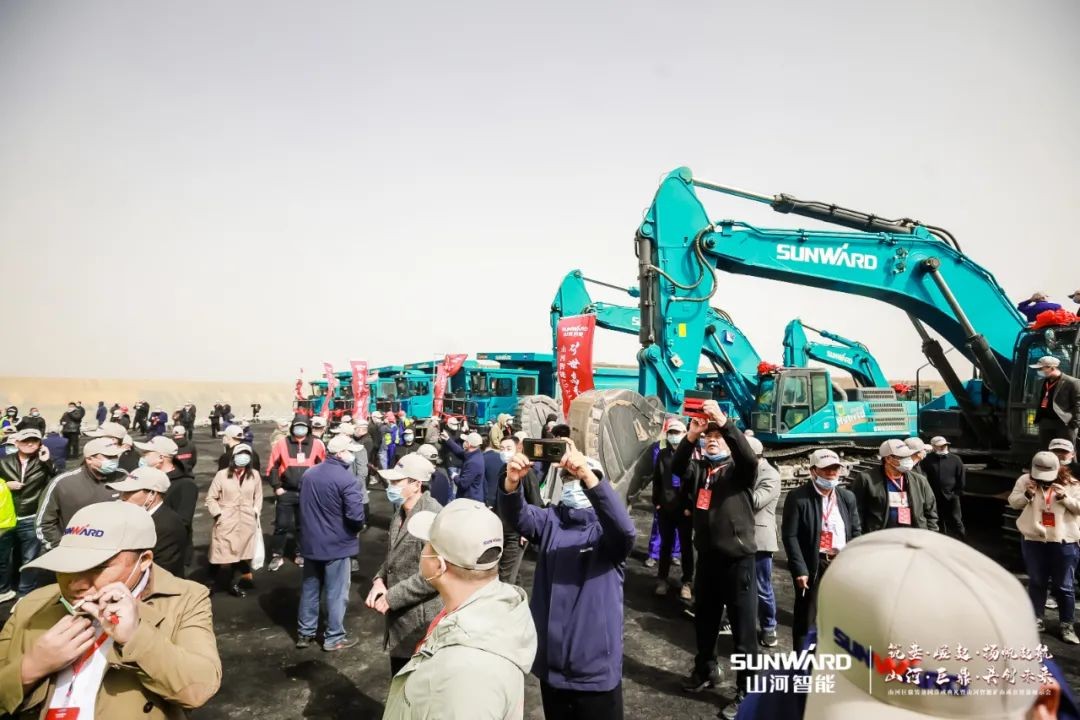 “矿”世高手，齐聚ca888亚洲城智能挖掘机操作手挑战赛