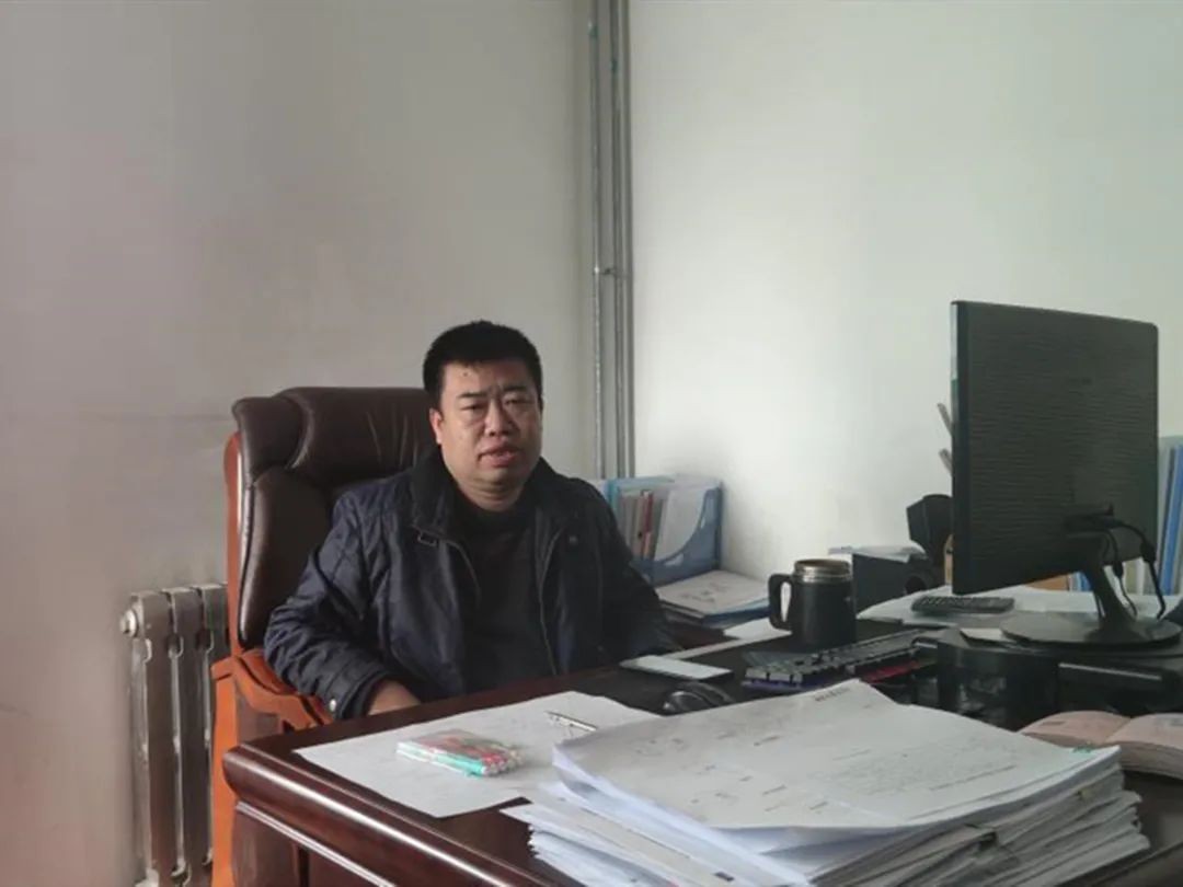 金戈铁马工程路 风雨无阻选ca888亚洲城