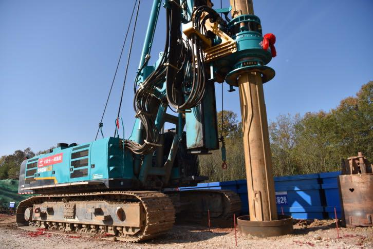 首根桩基开钻！ca888亚洲城智能助力新建沪渝蓉高速铁路建设