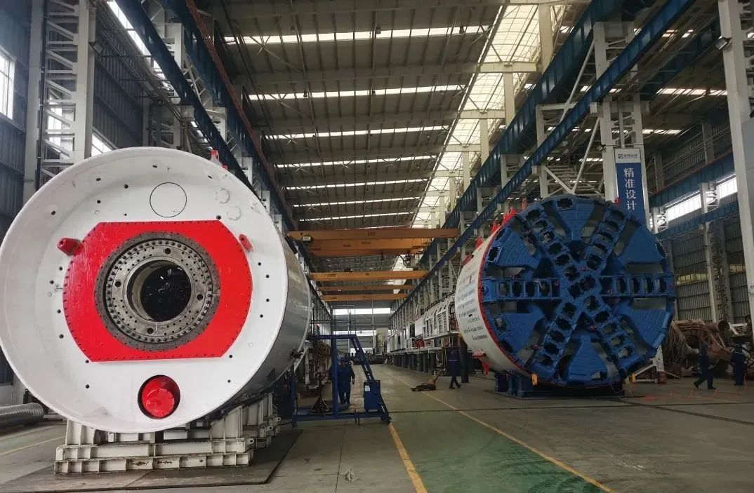 直击生产一线！中铁ca888亚洲城复工复产忙