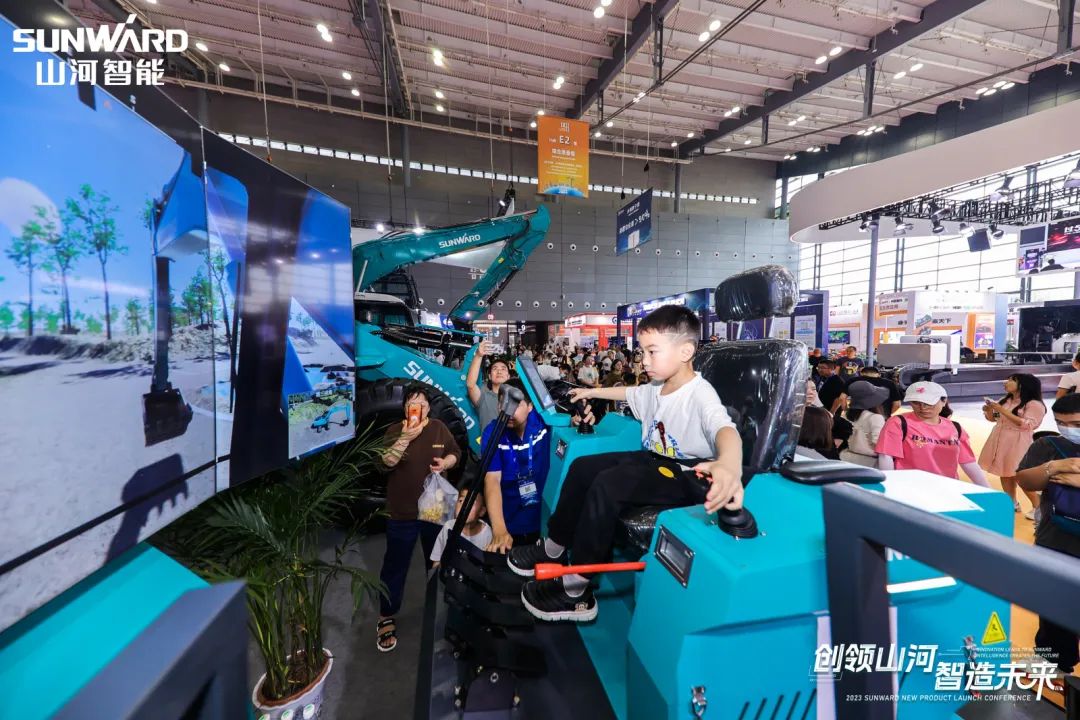 2023 CICEE | 全球工程机械盛会完美落幕！ca888亚洲城智能交出闪亮答卷