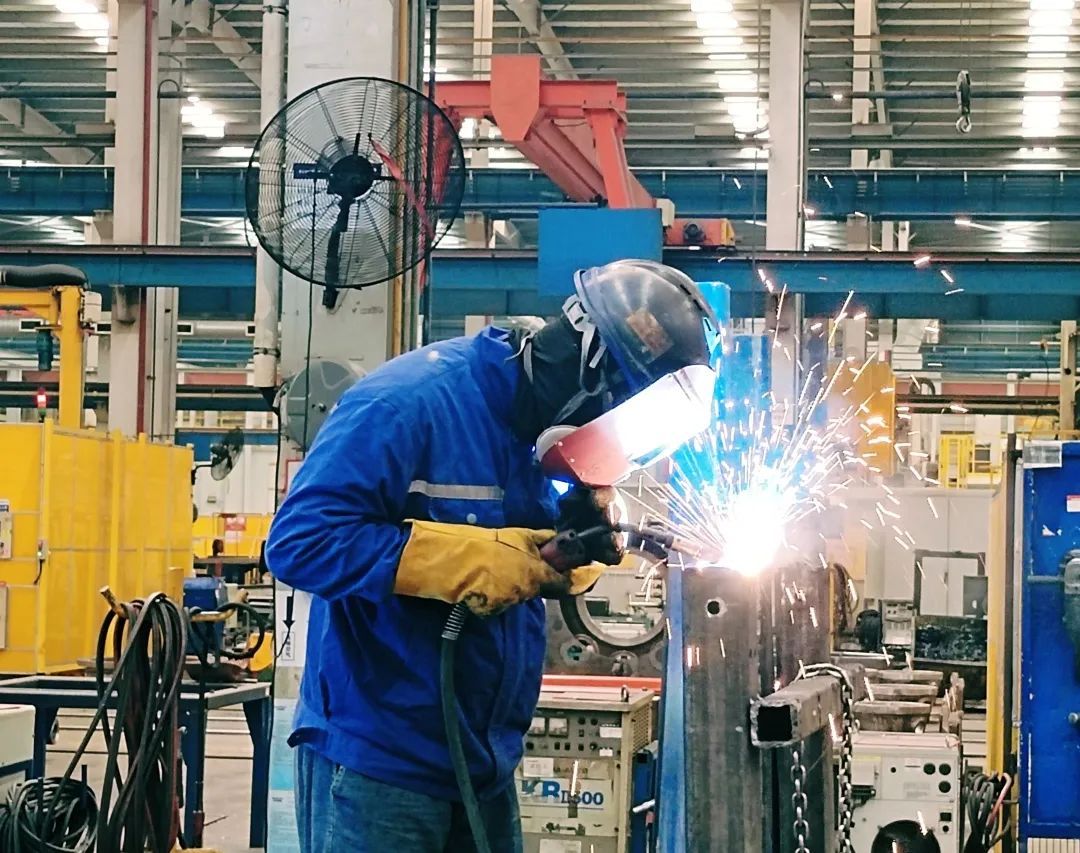 劳动光荣，创造伟大！记录那些平凡且伟大的劳动瞬间