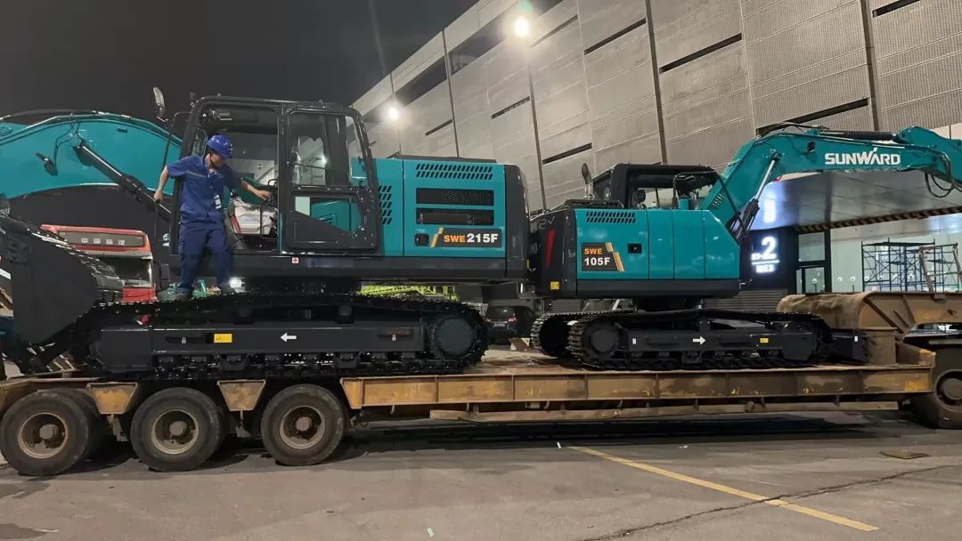 劳动光荣，创造伟大！记录那些平凡且伟大的劳动瞬间