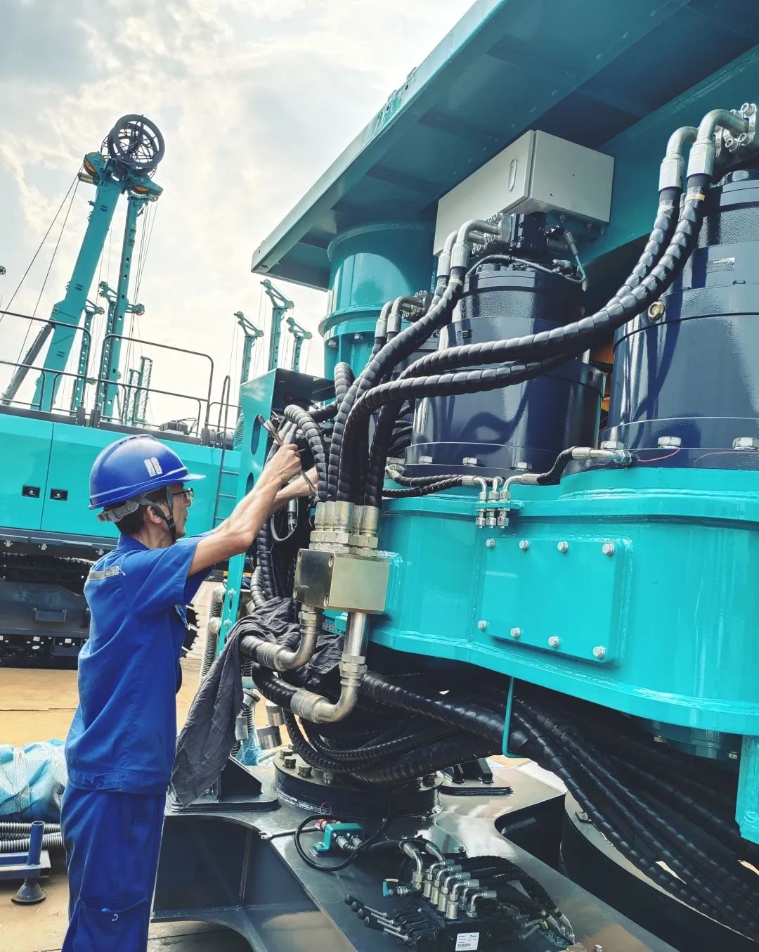 劳动光荣，创造伟大！记录那些平凡且伟大的劳动瞬间