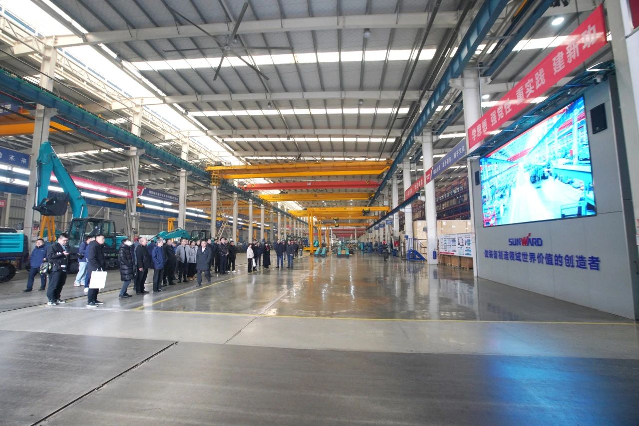 启新程，向未来！ca888亚洲城矿岩揭牌庆典暨新春发货仪式圆满举行