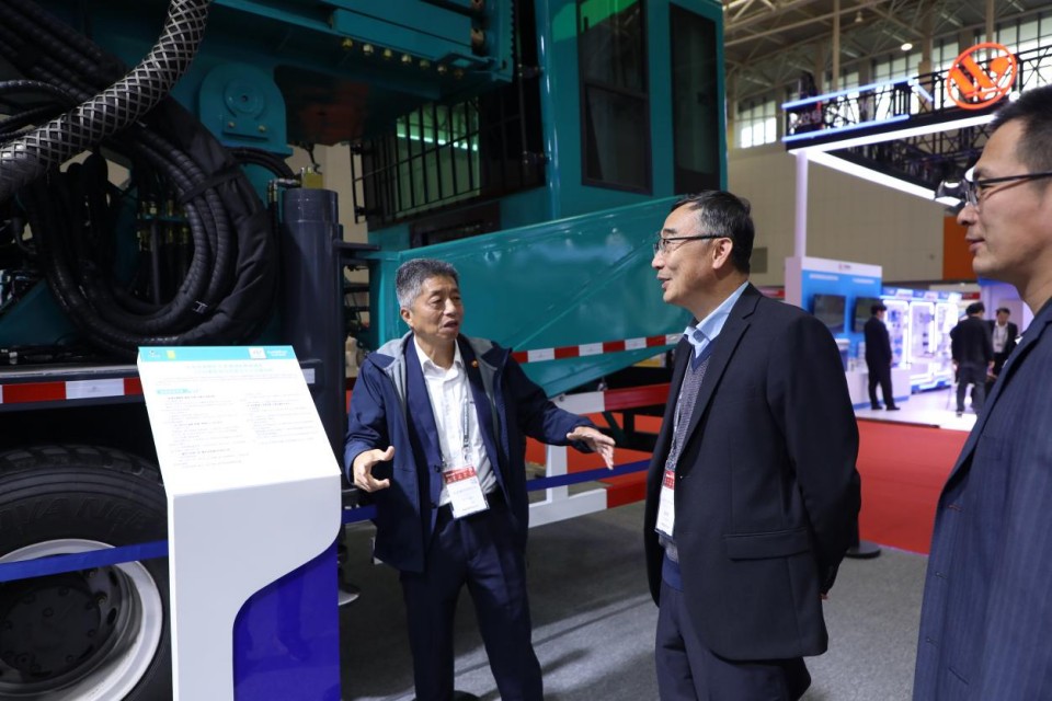 ca888亚洲城智能携手“战略合作伙伴”中国煤炭地质总局精彩亮相2025中国国际矿业大会